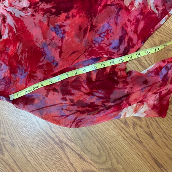 SHEER Trend! Sterling Styles, Yazdi Seattle Red Chiffon Floral Top OS NWT - Picture 12 of 14
